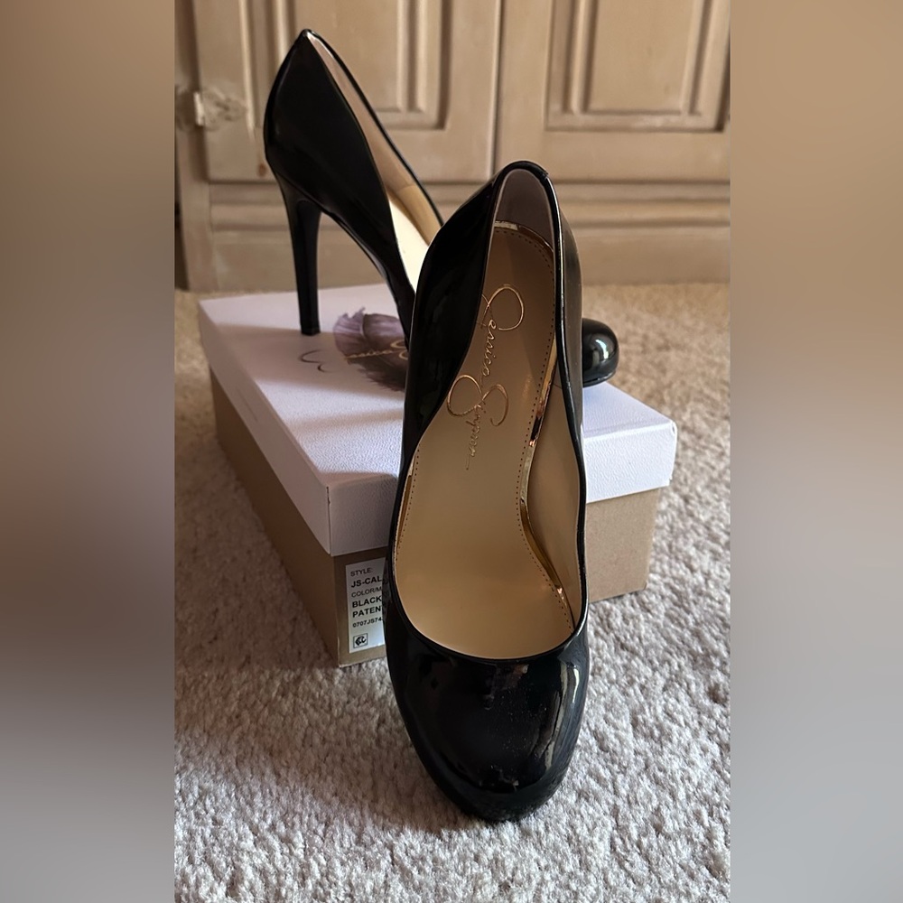 Jessica Simpson patent black heels